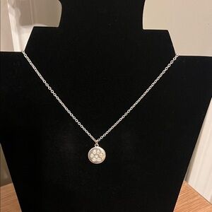 Elegant Silver Pendant Necklace